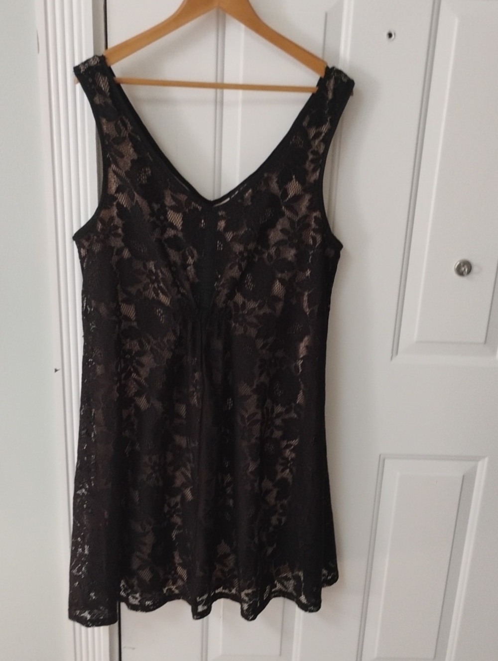 Paper Doll Black Floral Lace V-Neck  Dress